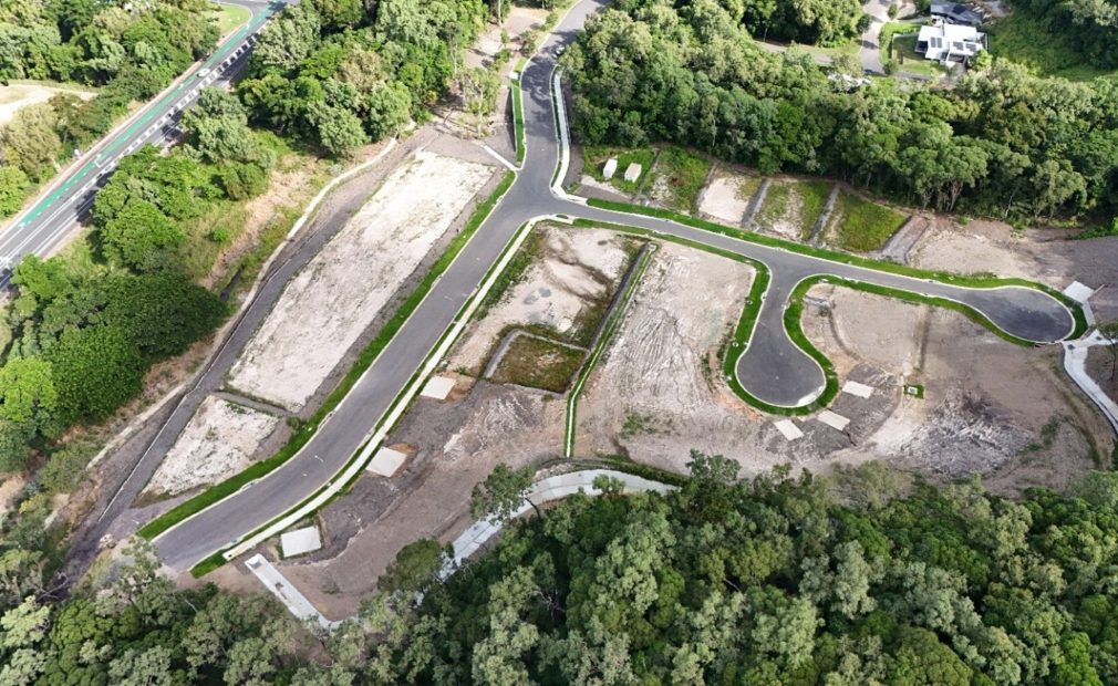 Paradise Point Estate